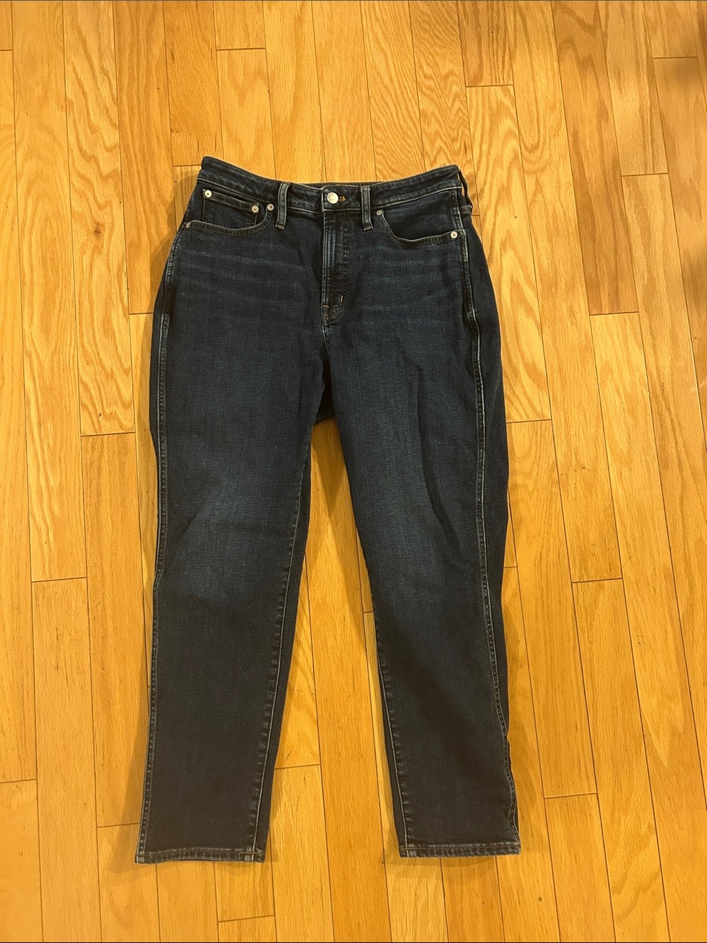 Madewell The Curvy Perfect Vintage Jean in Dark Blue wash